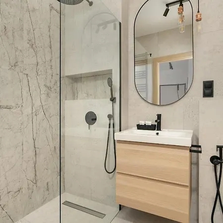 Tasteful Beige With Parking By Renters Apartment Posen